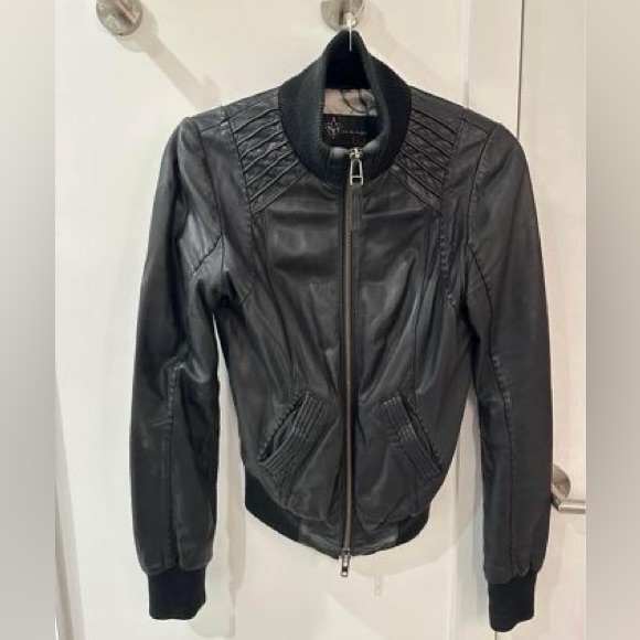 Mackage x Aritzia leather jacket size - xsmall - Picture 2 of 6